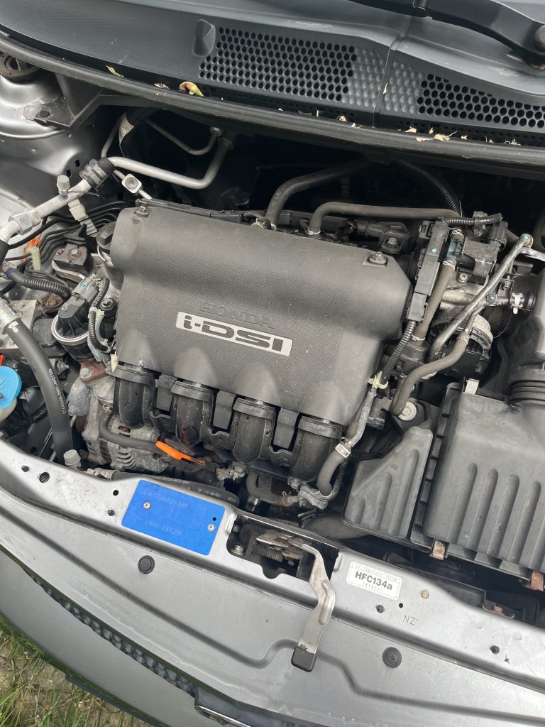 Mechanik samochodowy w Warszawie