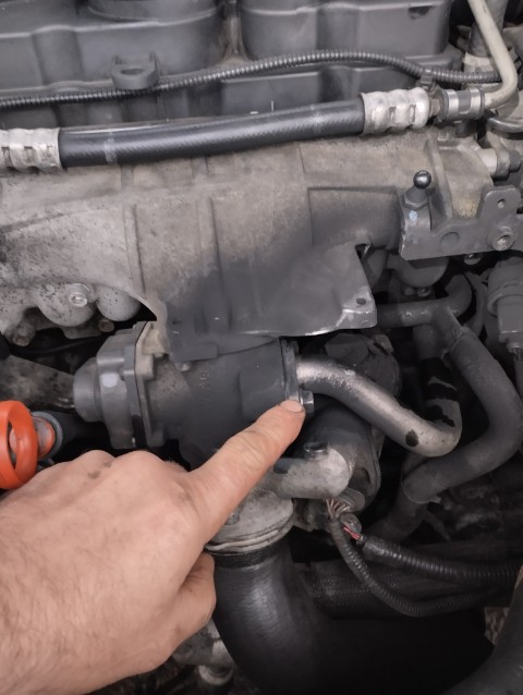 Mechanik z dojazdem - Elektryk oraz Elektronik z doświadczeniem do aut; Skoda, Audi, Opel, VW w Warszawie.