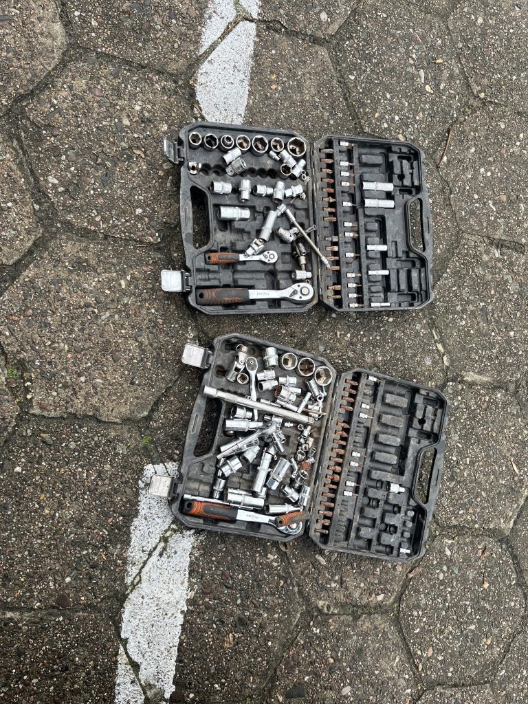 Elektryk z Dojazdem w Warszawie, Mechanik z dojazdem do firmy, domu, korporacji, warsztat aut na dojazd 30 min od telefonu.