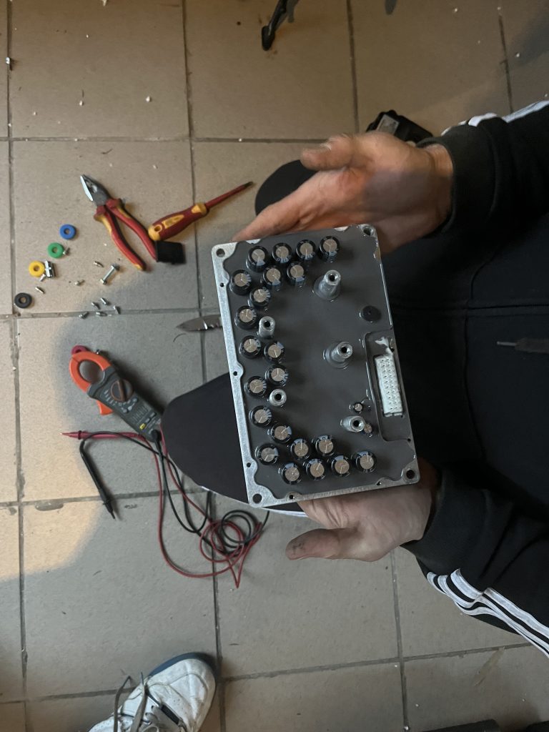 Hybrid Mechanik Warszawa, Elektryka, Warsztat Samochodowy z dojazdem. 