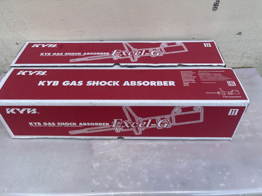 Elektronik z Warszawy, jako Firma która naprawia samochody posiadamy Serwis elektroniki i elektryki z dojazdem