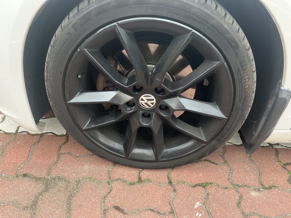 Mechanik w Niedziele - jesteśmy firmą i warsztatem samochodowym który pracuje też w sobotę i w niedzielę. 