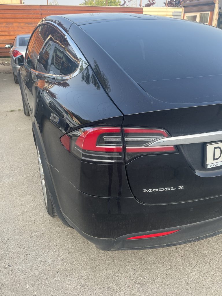 Dojazd do Klienta, nasza firma oferuje mechanika i serwis pojazdów w Warszawie, działamy 7 dni w tygodniu, oferujemy obsługę pojazdów.