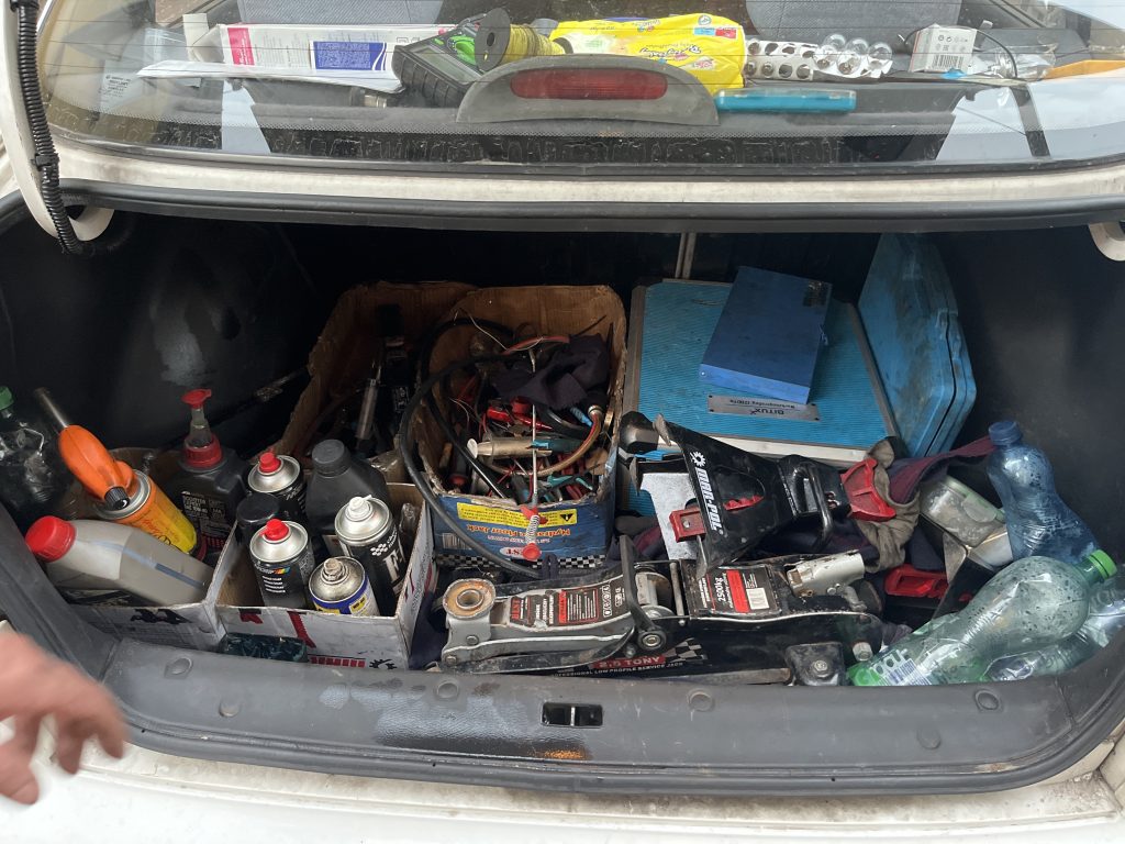 Tani Mechanik - Nasza firma świadczy usługi z zakresu naprawy i serwisowania samochodów z dojazdem do klienta.