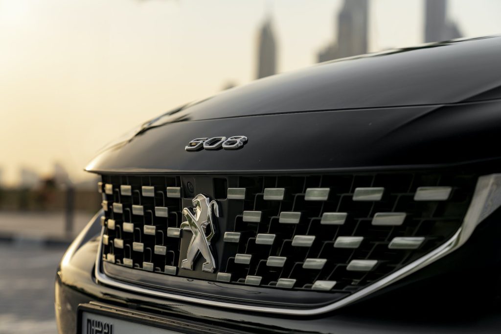 Elektryk, Mechanik i Serwis